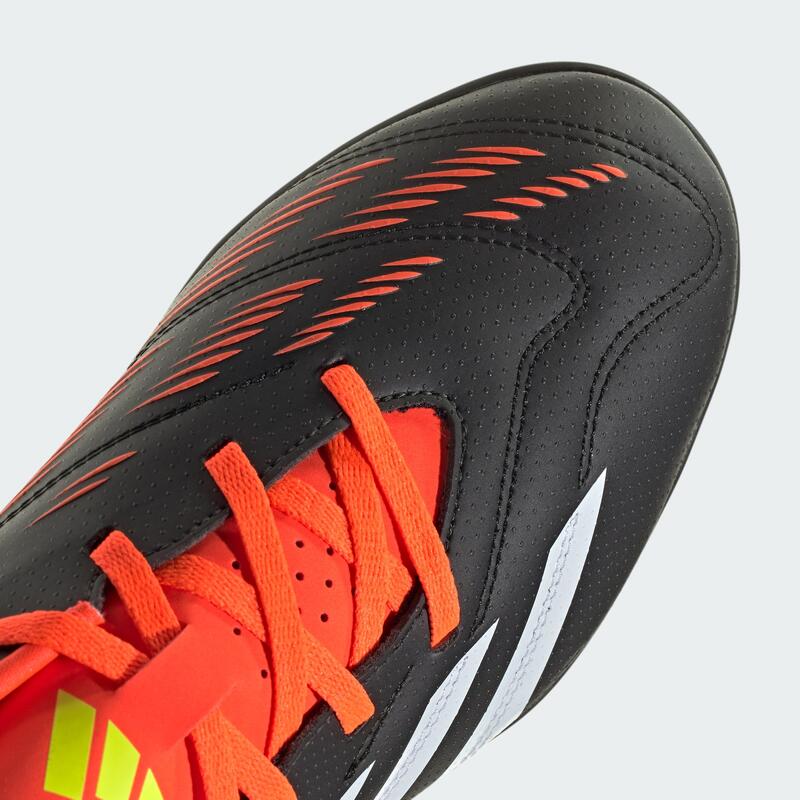 Botas de Futebol Predator Club — Piso sintético