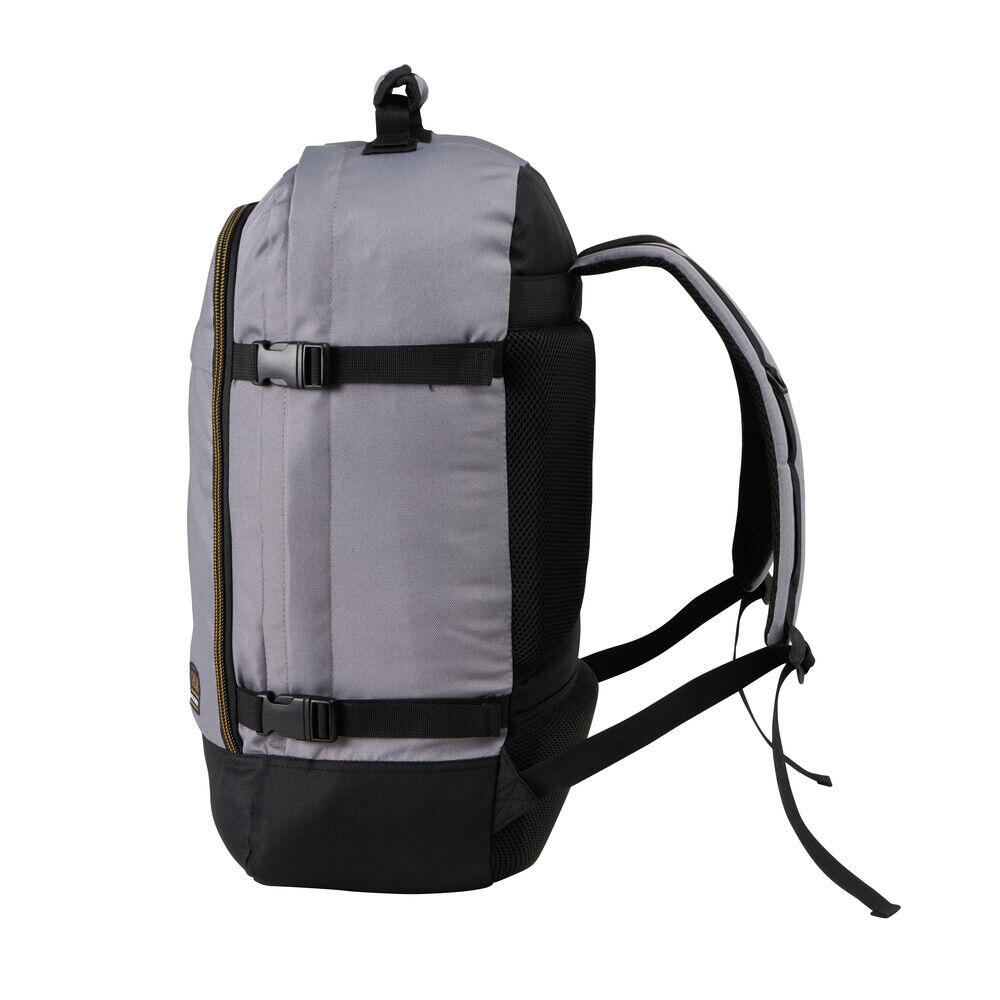 Metz 44L Cabin Bag Carry On Backpack 55x40x20cm | Decathlon