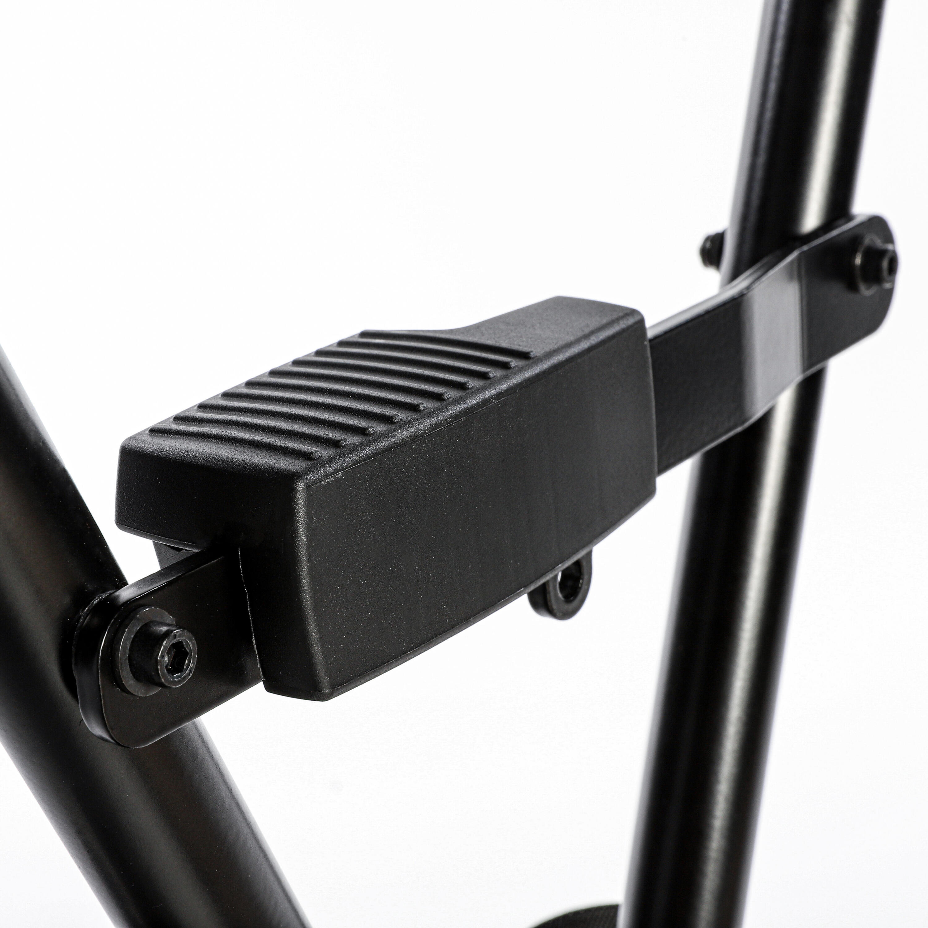 Seconde vie PORTE-VÉLOS SUSPENDU SUR BOULE D'ATTELAGE 3/5