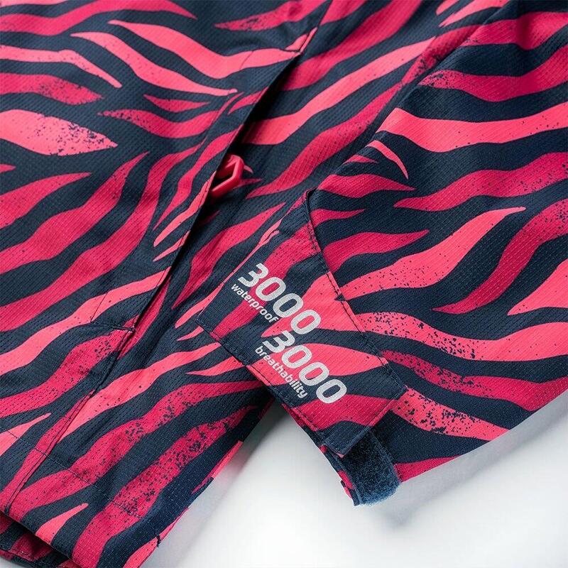 Casaco de tecido macio com estampado de zebra para raparigas Junko Íris