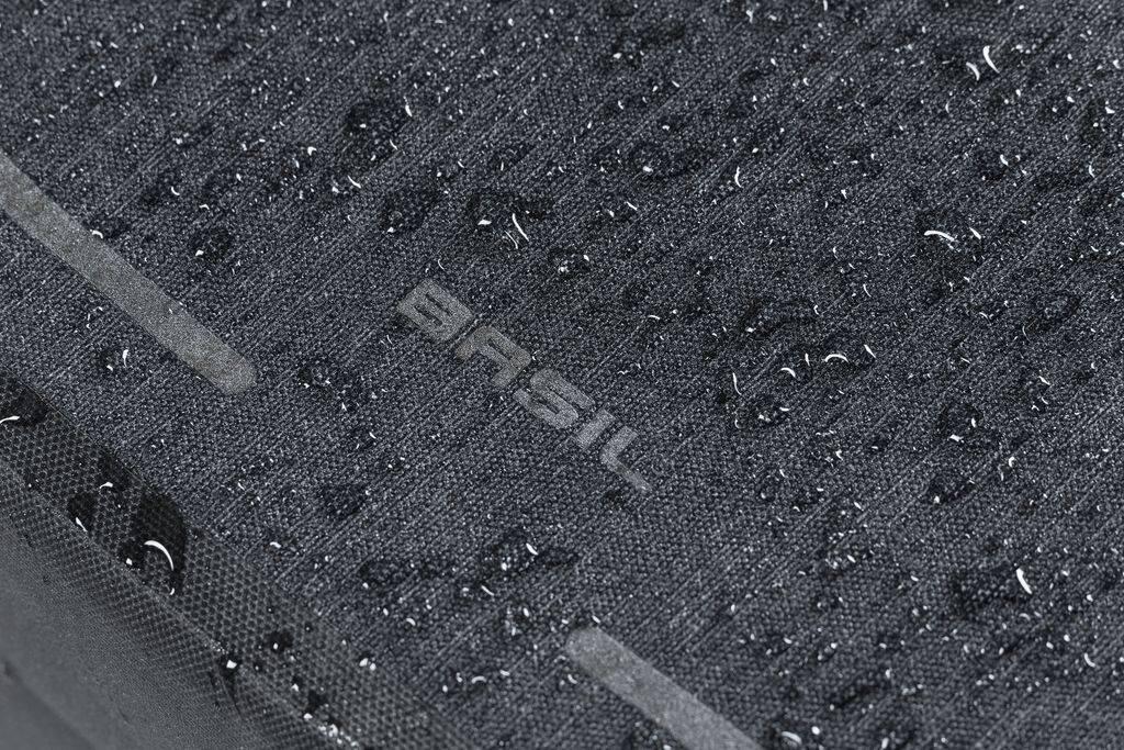 Urban Dry 18 charcoal melee 6/7