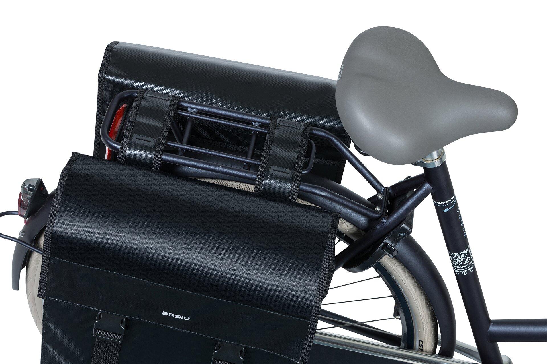 Basil Doppeltasche Urban Load DB sw, 40,5x17,5x46cm, 48-53ltr,wasserdicht 3/7