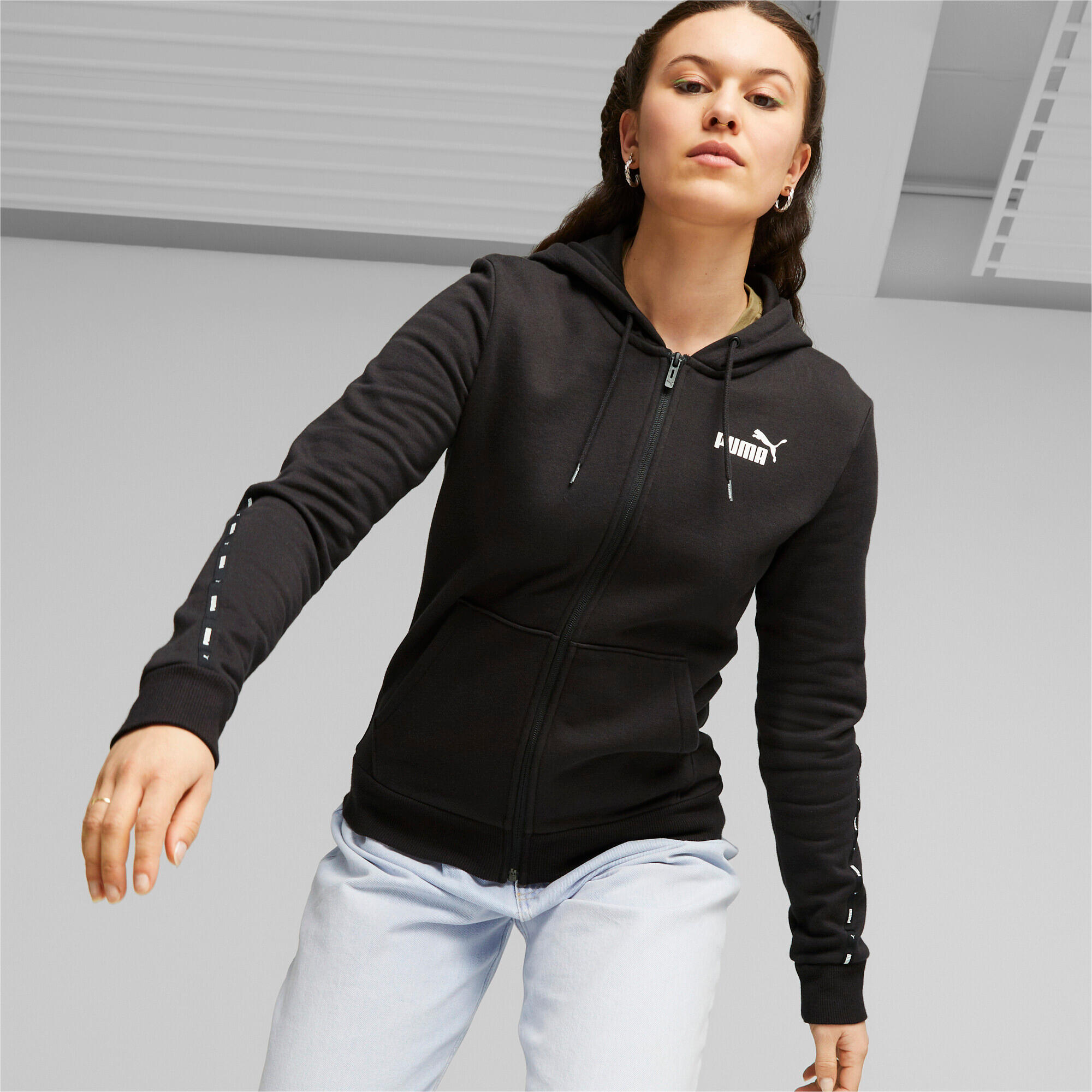 Bluza Sportowa Damska Puma Ess Tape Fz Fl 3/7