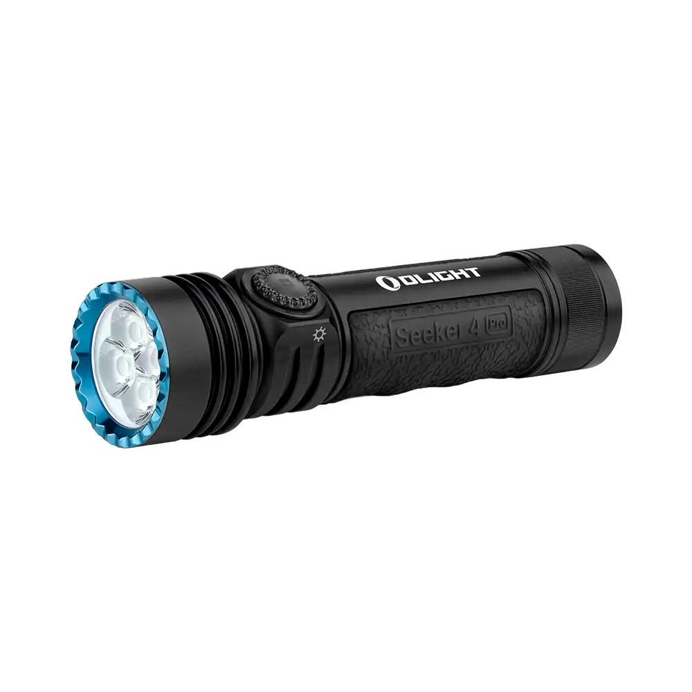 Lanterna LED portátil Seeker 4 Pro 4.600 Lum Olight Preta NW