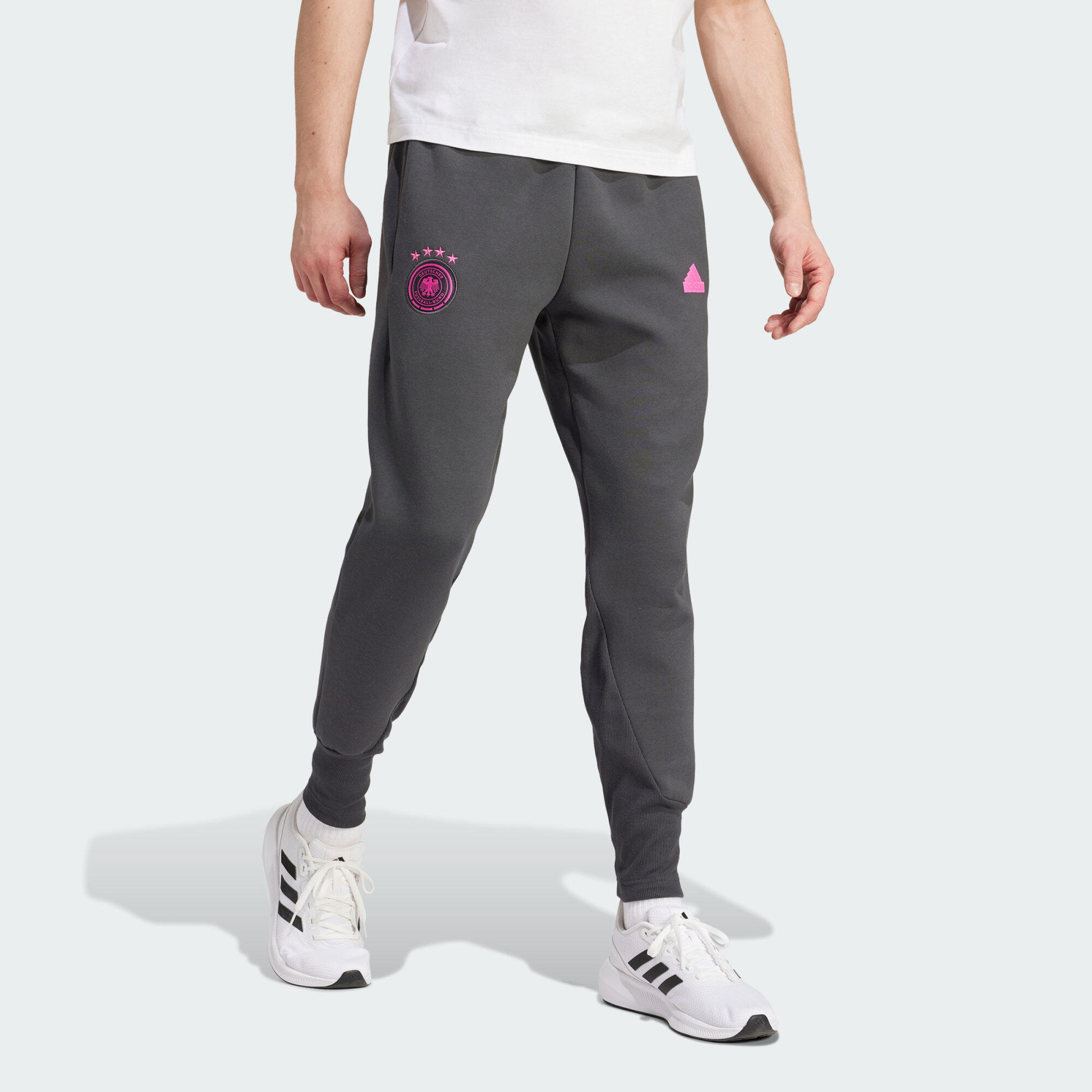 Germany Travel Pants 1/5