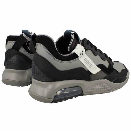 Chaussures Femmes Nike Jordan Ma2 gris 3/4