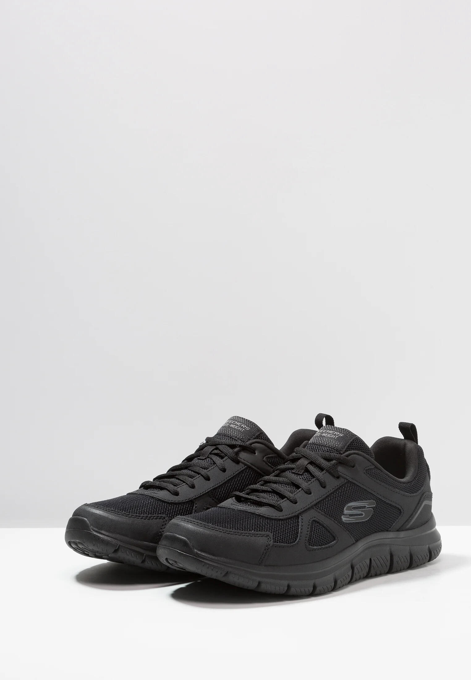 SKECHERS picture