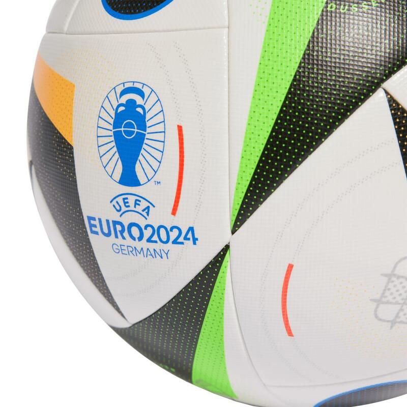 Ballon de football Fussballliebe Competition Euro 2024 FIFA Quality Pro Ball
