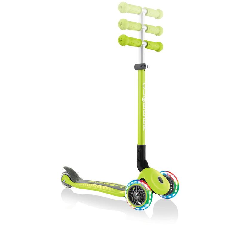 GLOBBER PRIMO FOLDABLE LIGHTS lime grün, mit Leuchtrollen