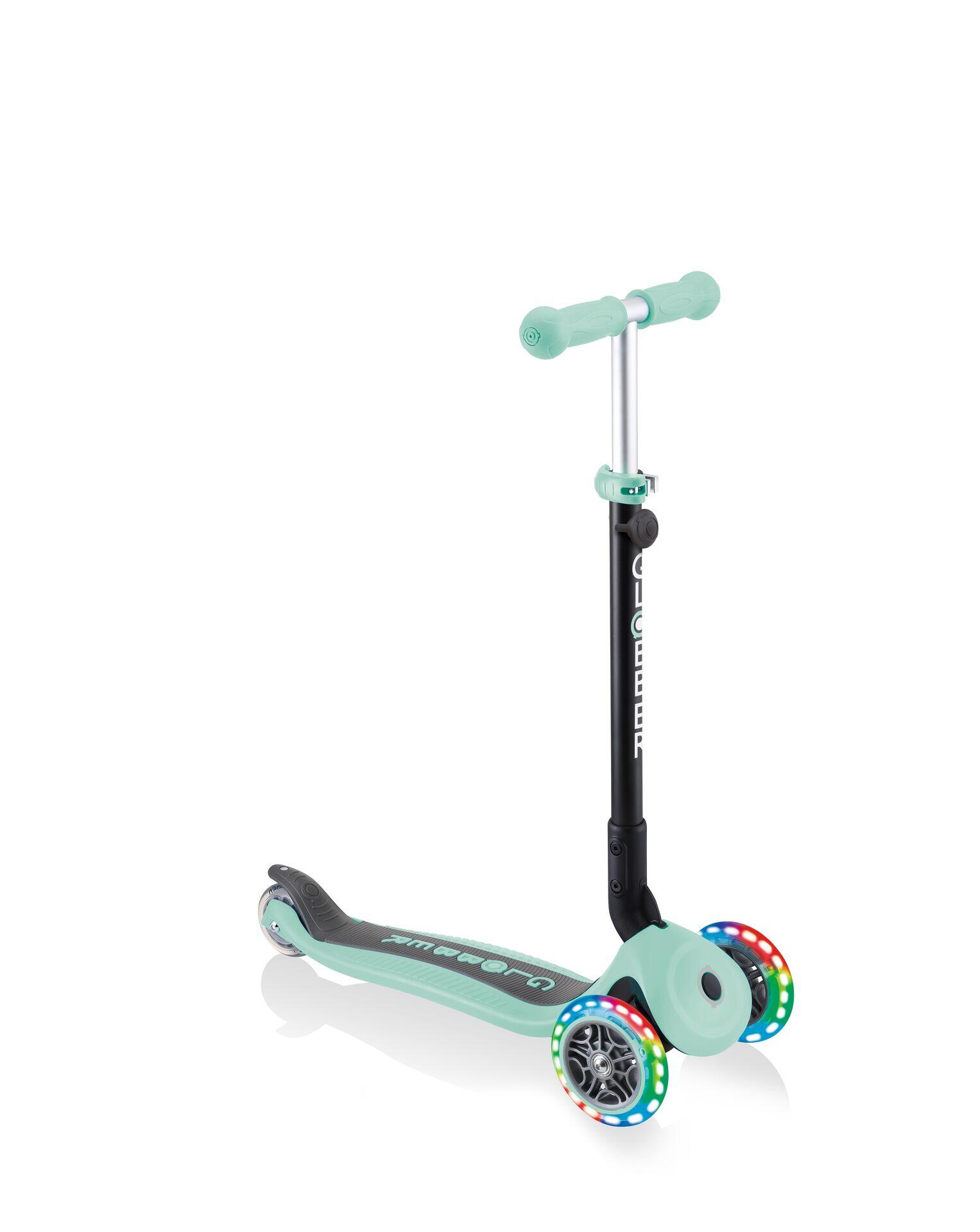 GLOBBER GO-UP FOLDABLE LIGHTS mint, mit Leuchtrollen 3/7
