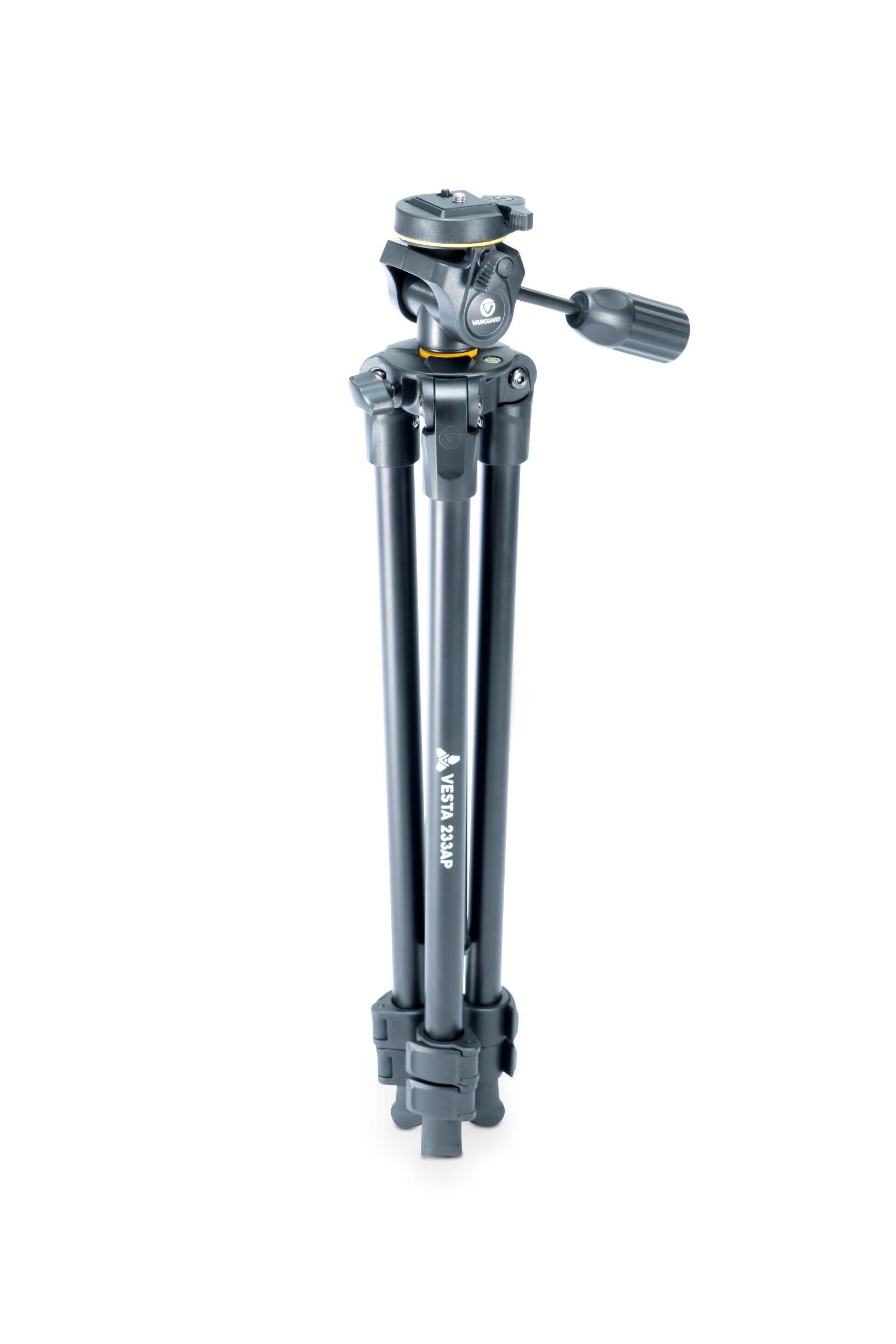 VANGUARD VESTA 233AP Lightweight Aluminium Tripod with 3-way pan-head