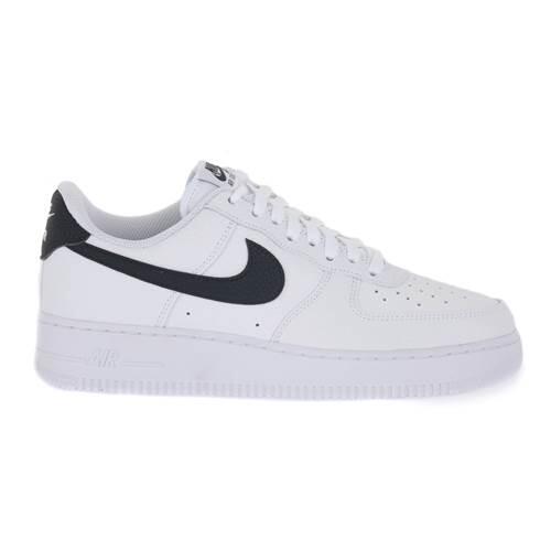 Buty do chodzenia męskie Nike Air Force 1 07