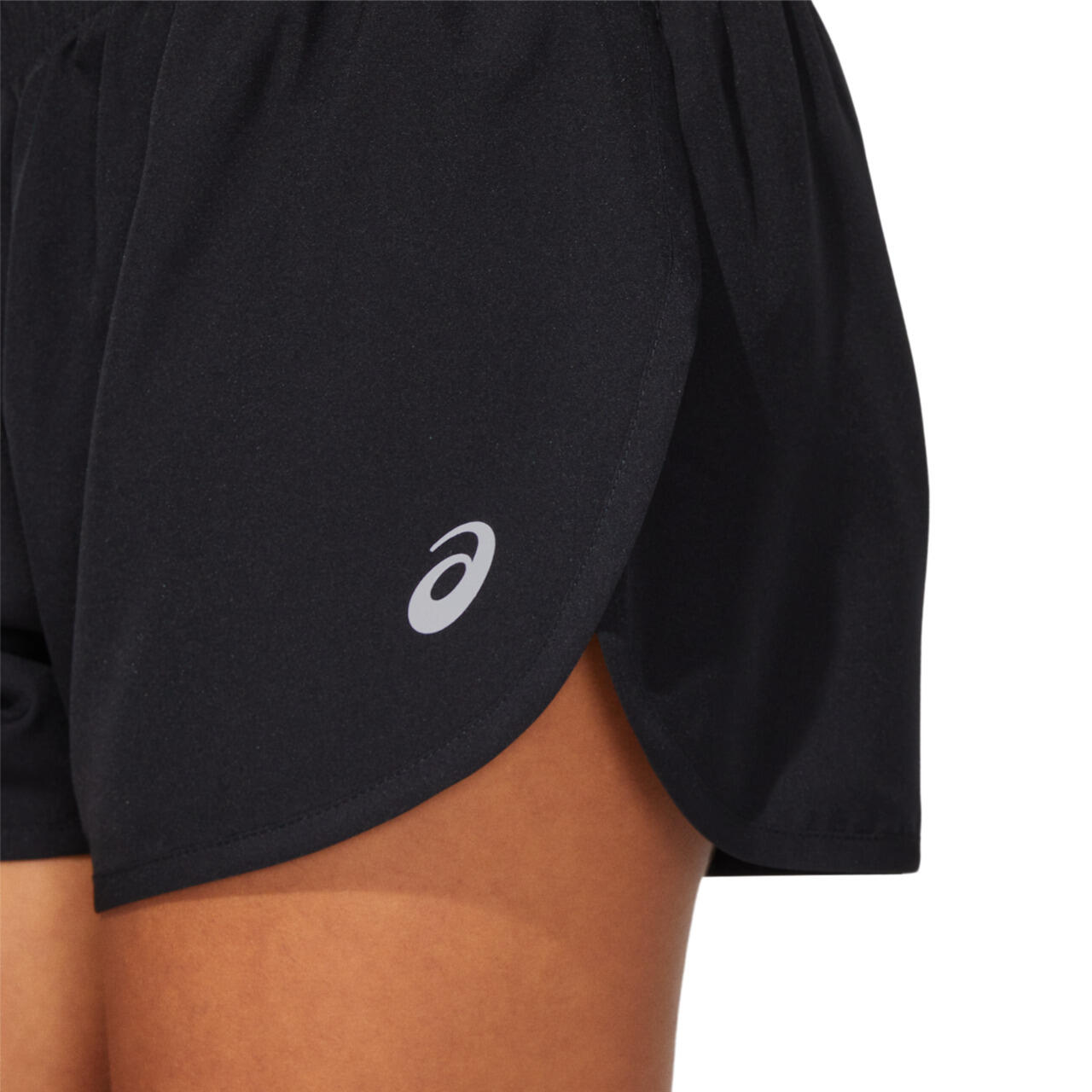 ASICS Core Split Short W  -  Black 2/5