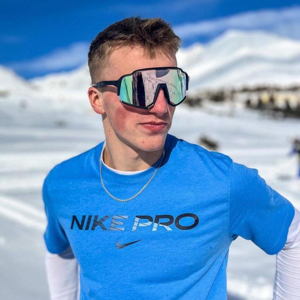 Uniwersalne sportowe okulary przeciwsłoneczne z polaryzacją VIF Two Black
