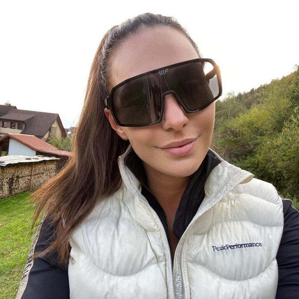 Uniwersalne sportowe okulary przeciwsłoneczne z polaryzacją VIF One Black