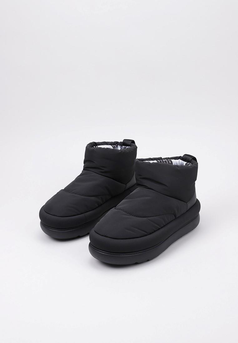 Sandale
Botte esquimau Baskets Femme UGG CLASSIC MAXI MINI Noi 2/5