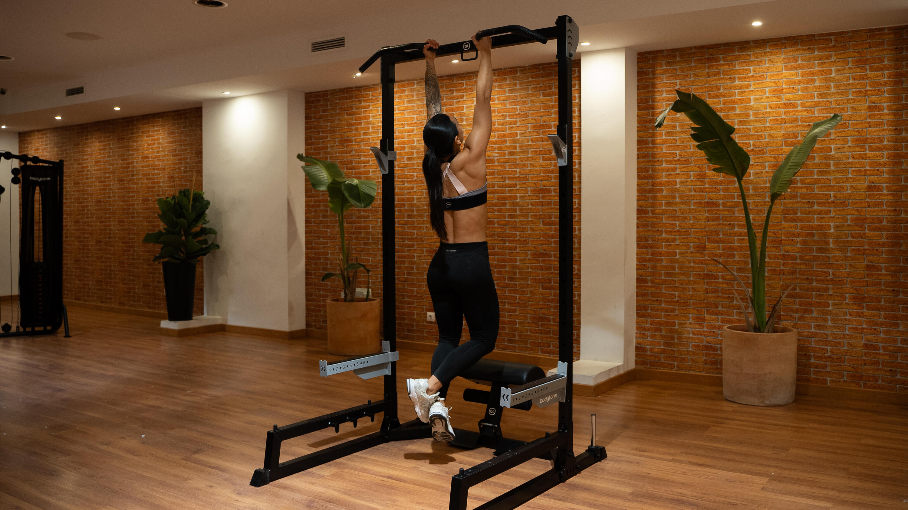 Multi rack de musculação multifuncional Bodytone HBC13. 3/8
