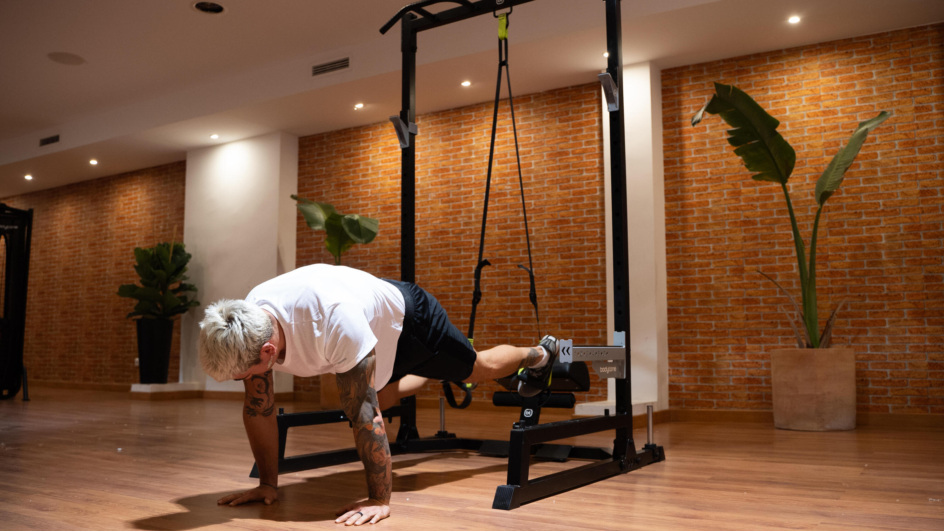 Multi rack de musculação multifuncional Bodytone HBC13. 5/8