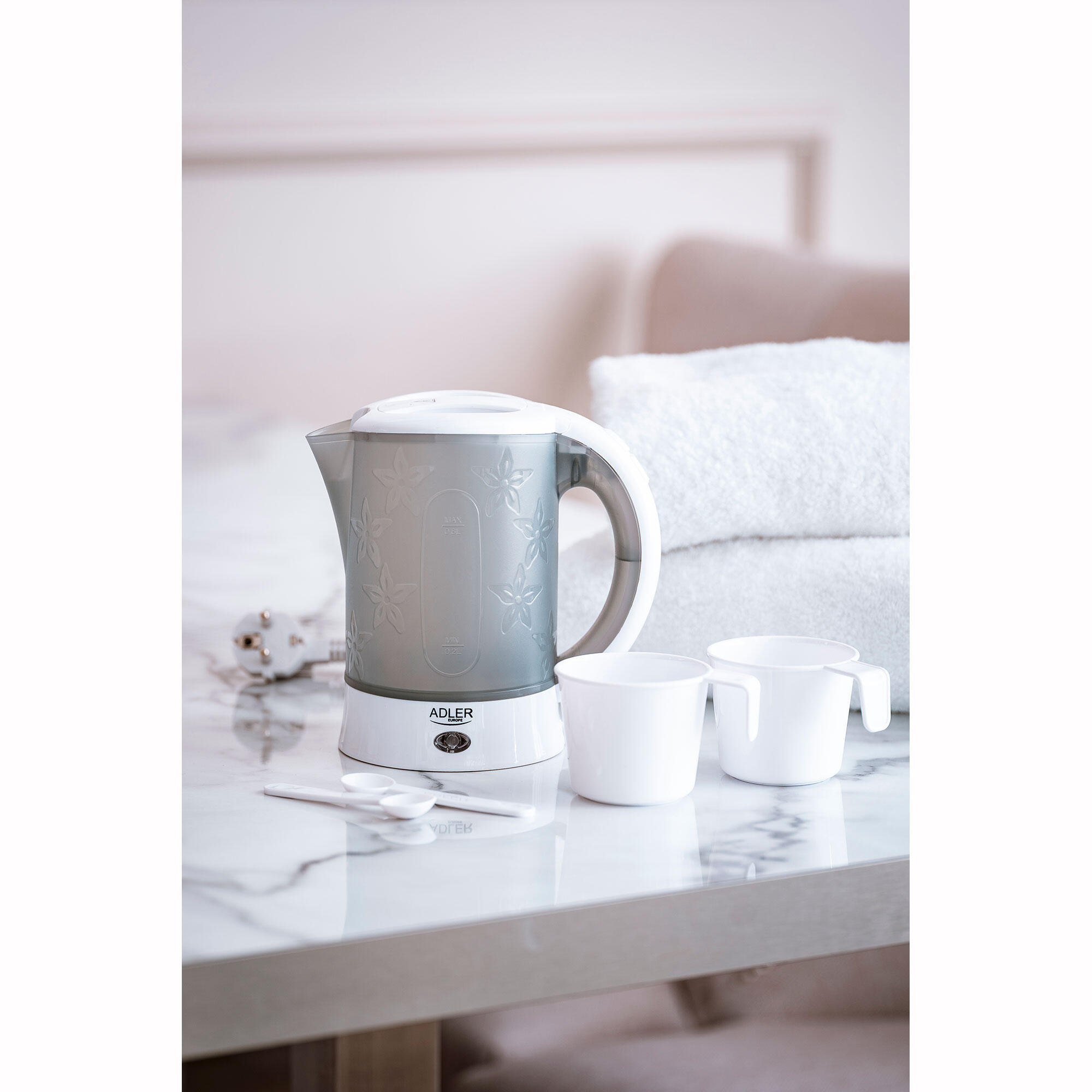 NETTA Bollitore Da Viaggio Da 0,5 L Con 2 Tazze, Leggero E Salvaspazio