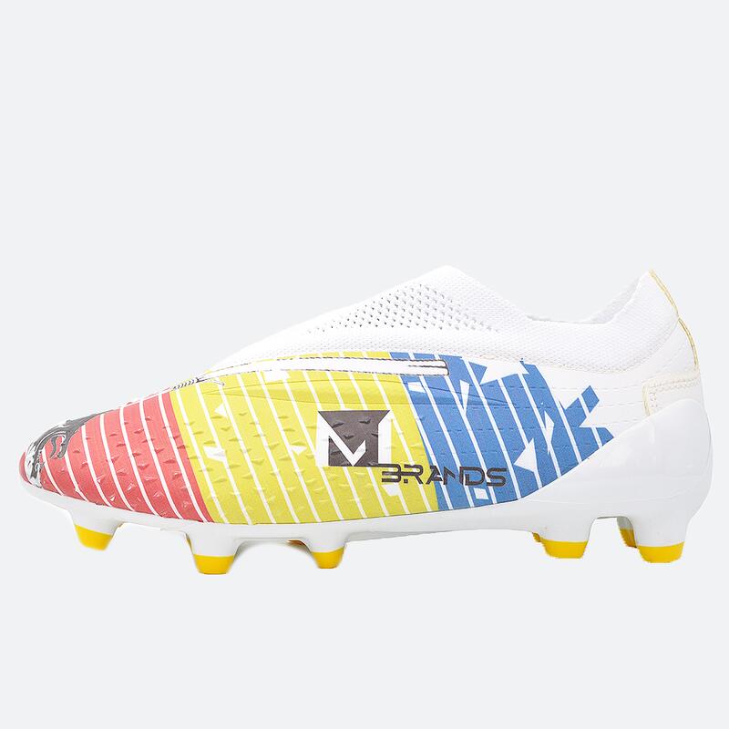 Ghete de fotbal MBrands 6.8, tricolor, lupul dacic, fara siret 45