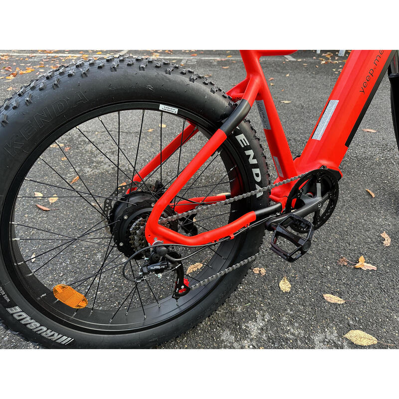 Elektrische fiets YEEP.ME HOLIDAY Oranje 26'' Fatbike 48V Accu 643Wh Hydr remmen