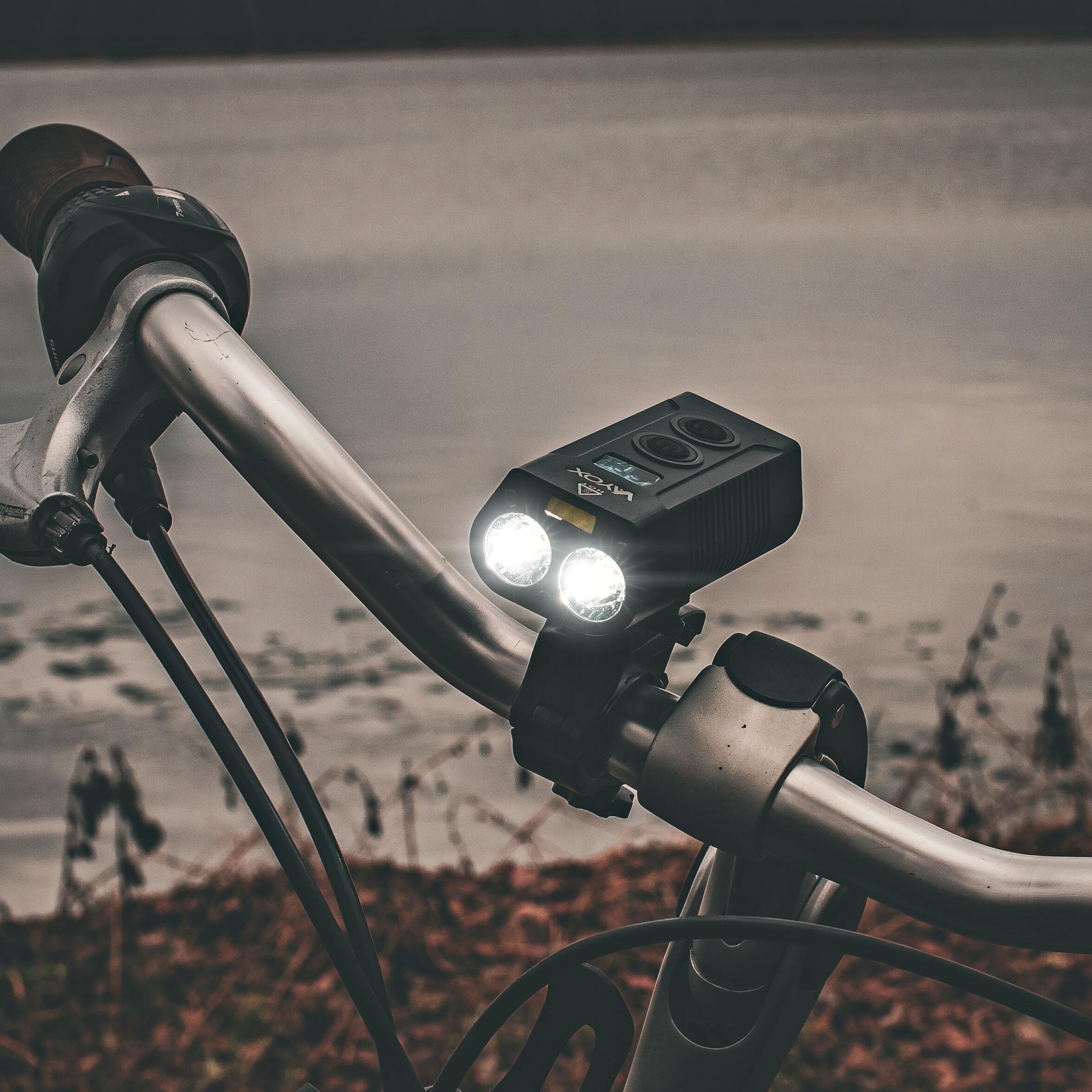 Luce anteriore per bici Vayox VA0045 750 lm, ricaricabile, POWERBANK 4/7
