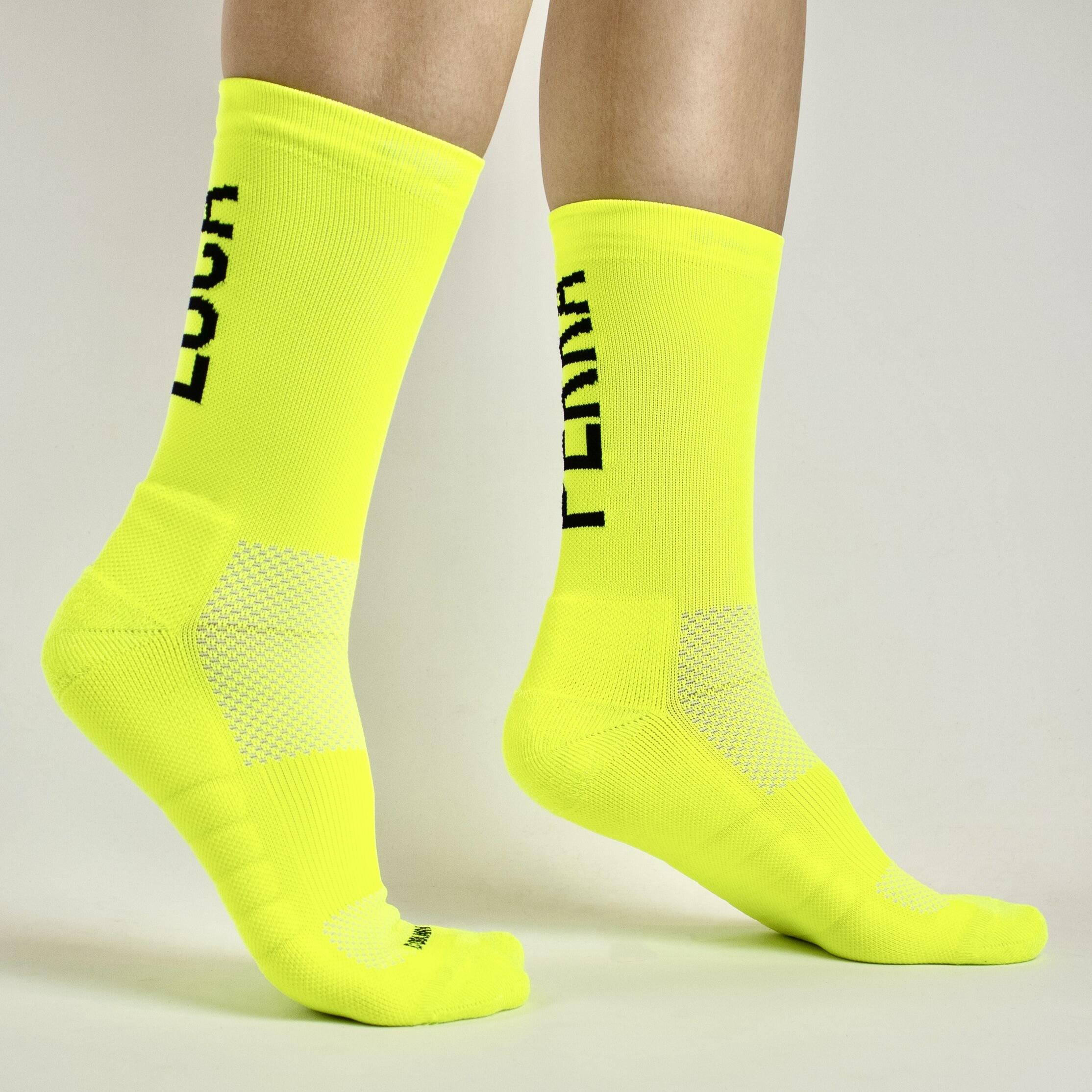 Calcetines Deportivos Running Perro Loco unisex Perra Loca Amarillo 2/3