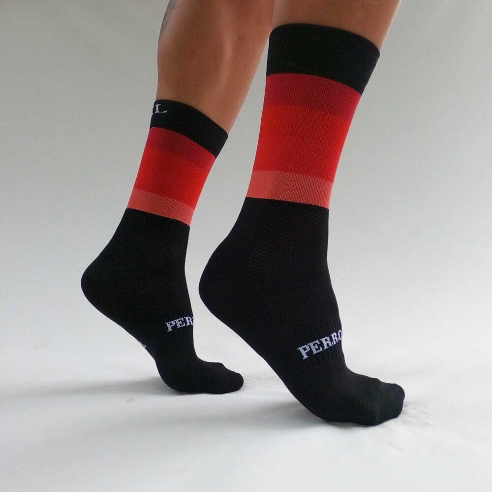 Calcetines Deportivos Ciclismo Perro Loco unisex Widow Negro y Rojo 2/3