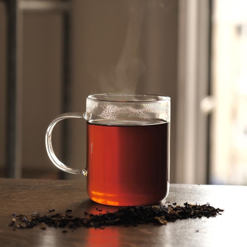 Tea Shop Taza de Té con filtro y tapa All in One Mug Berry Taza de cristal