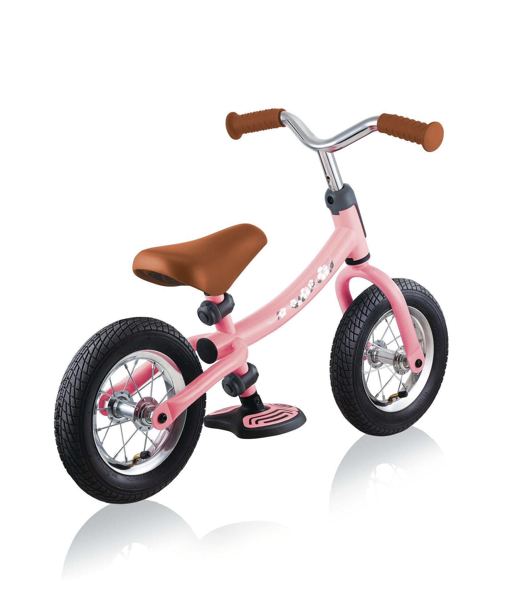 Globber Go Bike Air- Balance Bike - Pastel Pink 6/7