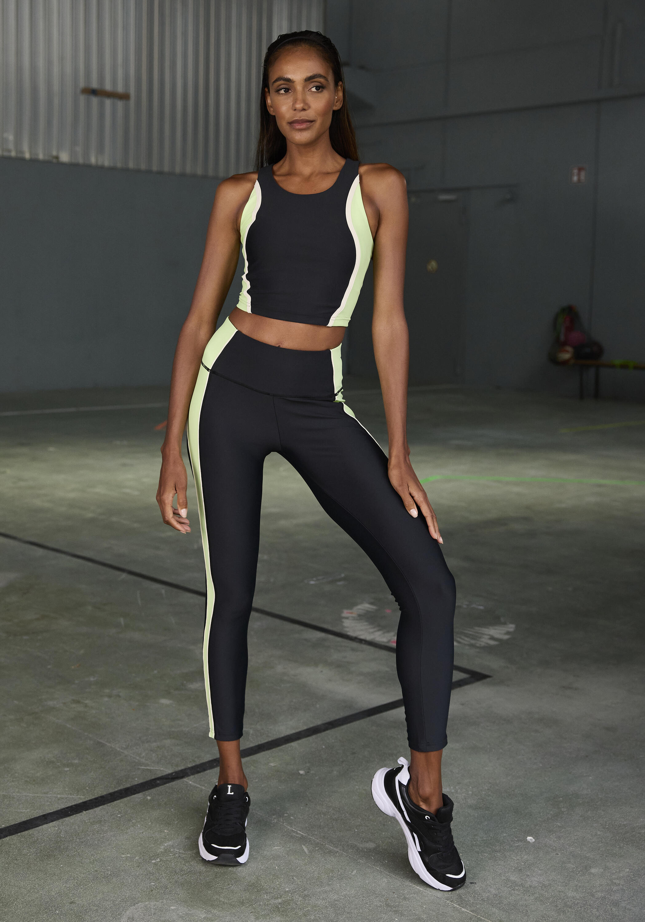 Damen Crop-Top 5/7
