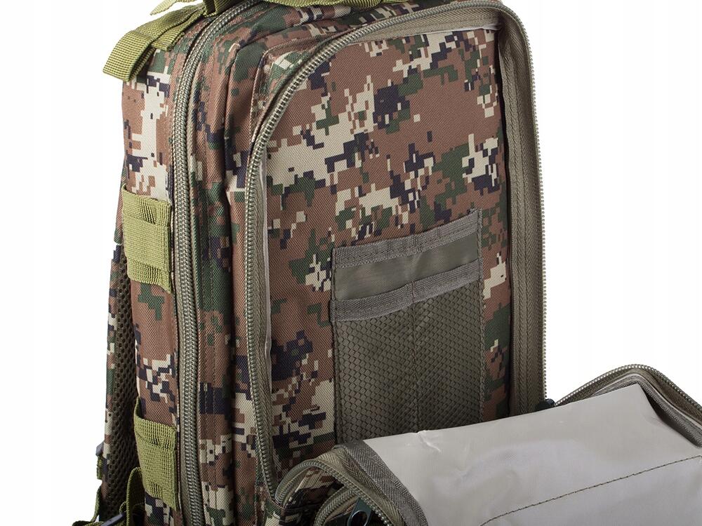 Mochila de senderismo Woodland Camo de 30 litros 2/7