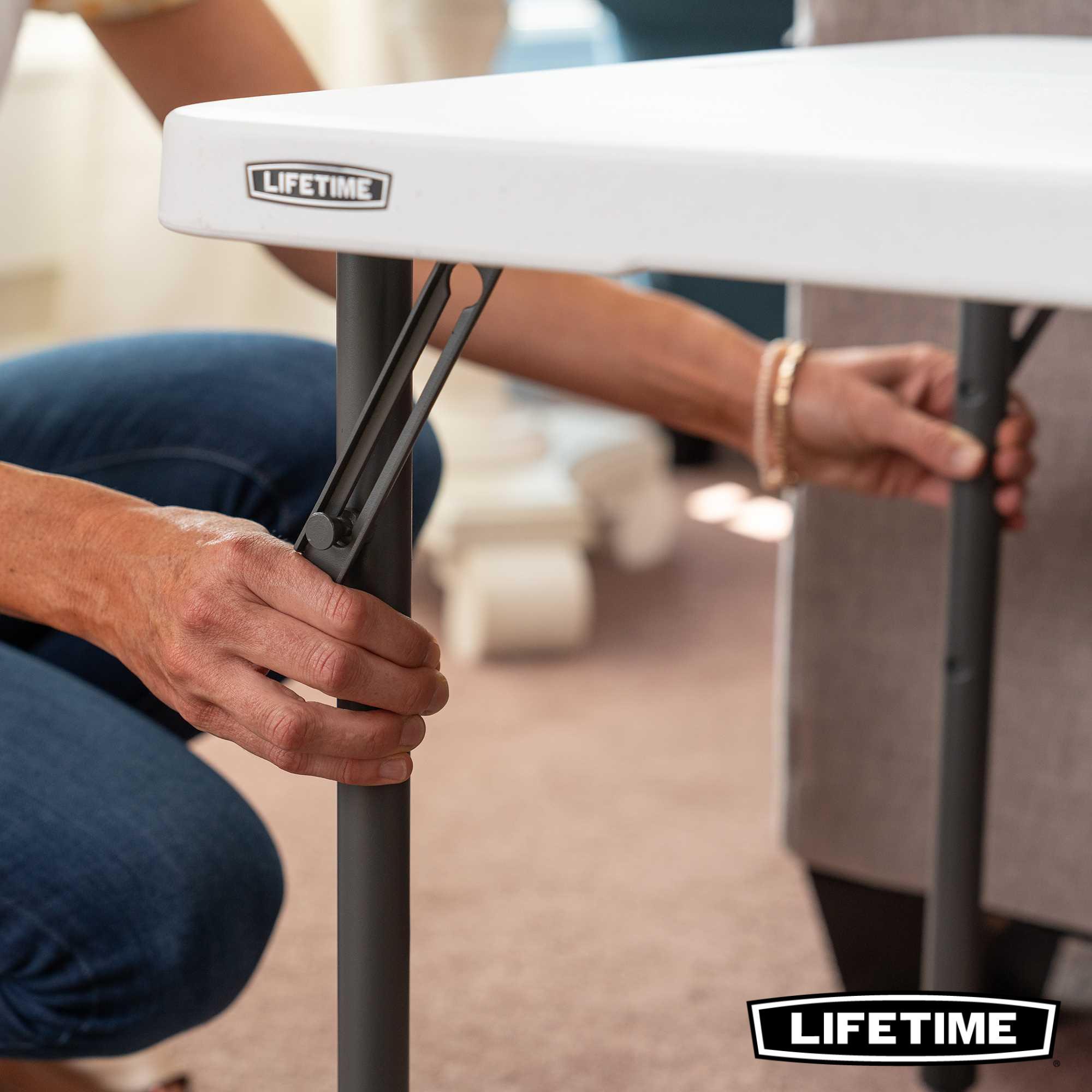 Table Ajustable en Hauteur et pliante LIFETIME #4428 6/7