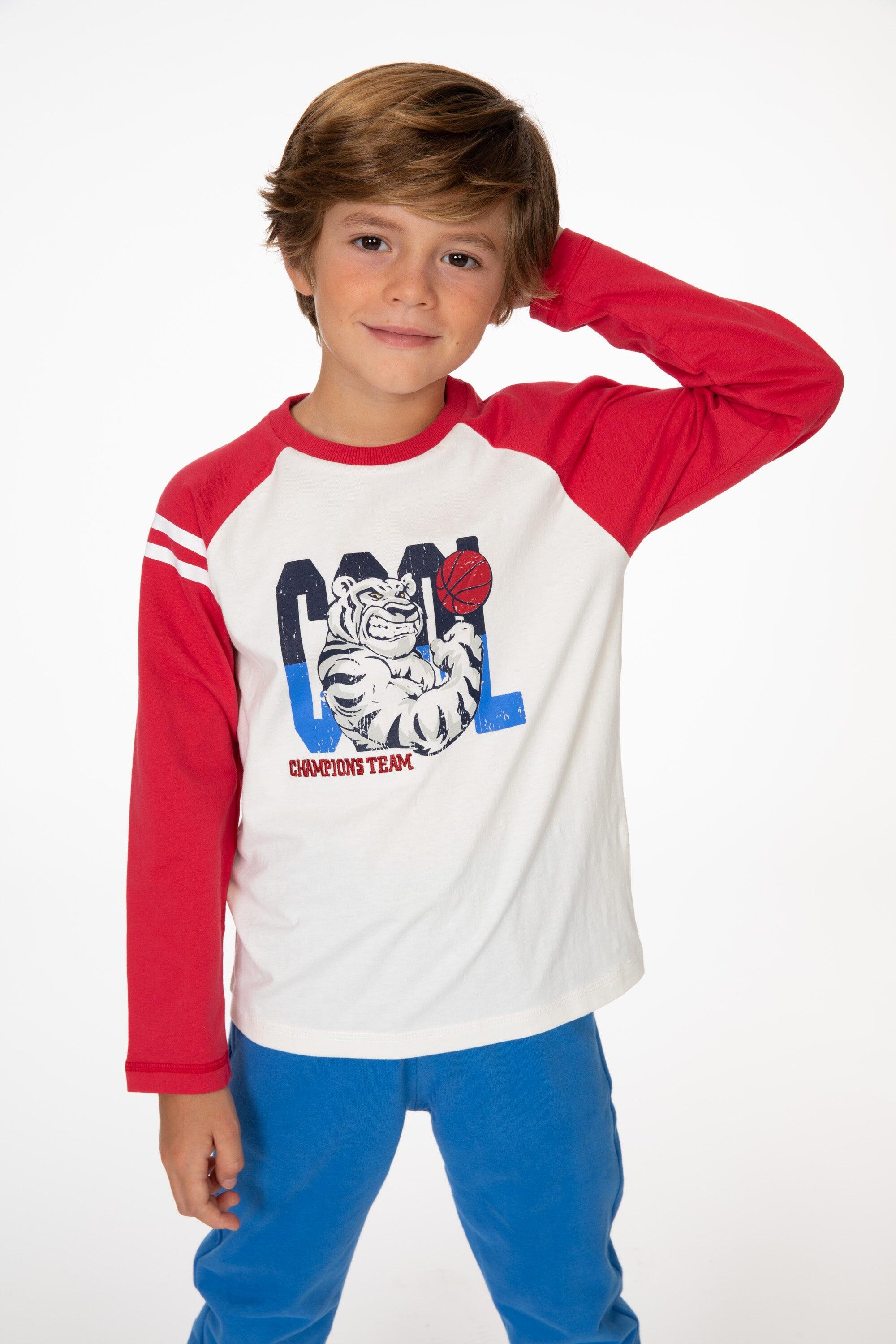 Camiseta vermelha estilosa para 2/2