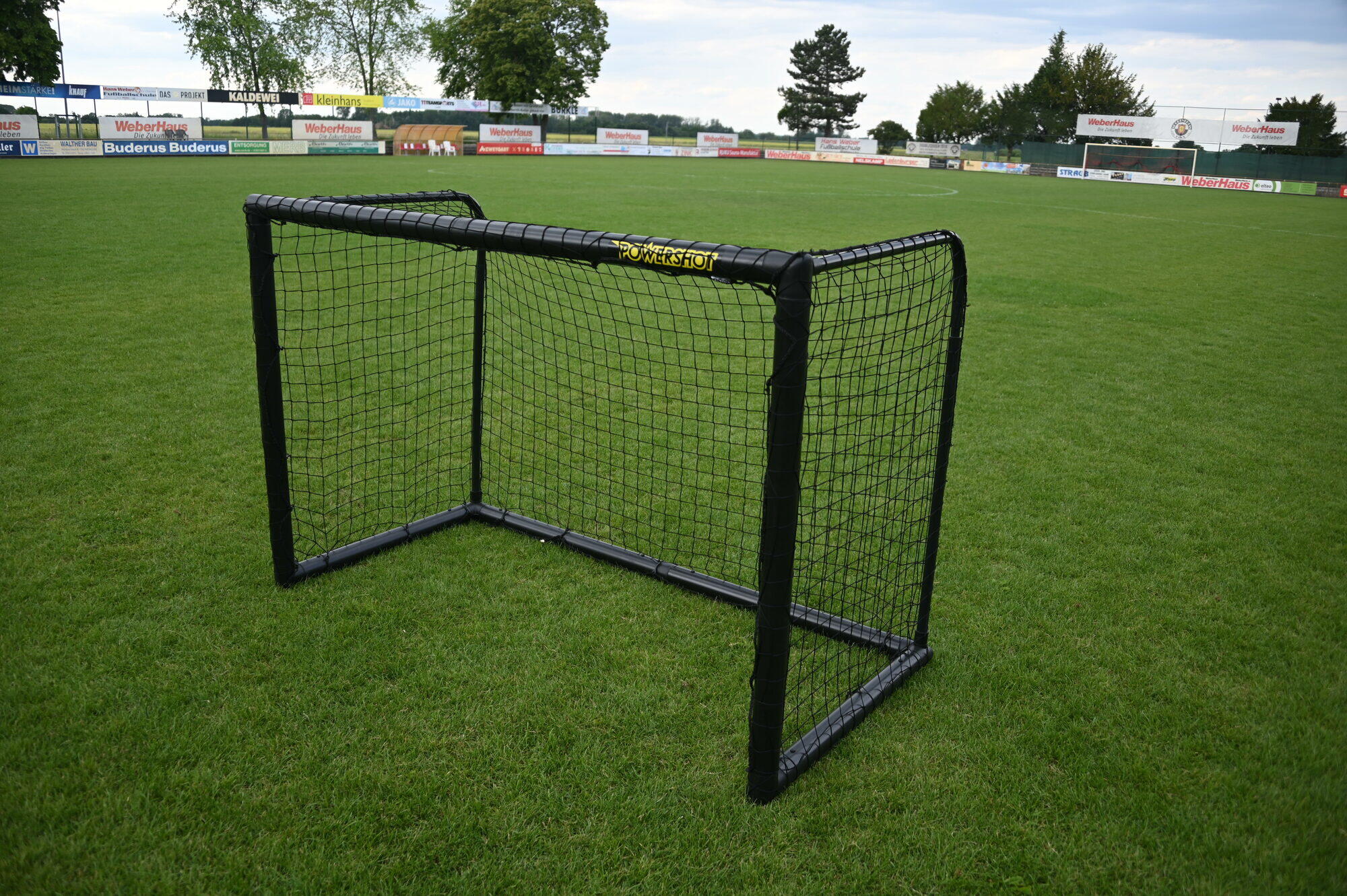 Voetbaldoel 1,8 x 1,2 m - ZWARTE EDITIE 3/7