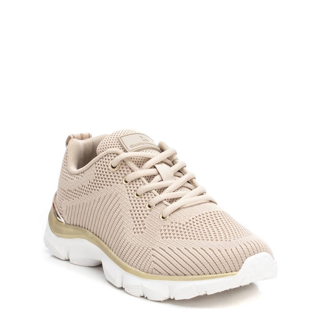 Zapatilla De Mujer Xti 142452 Beige 2/4