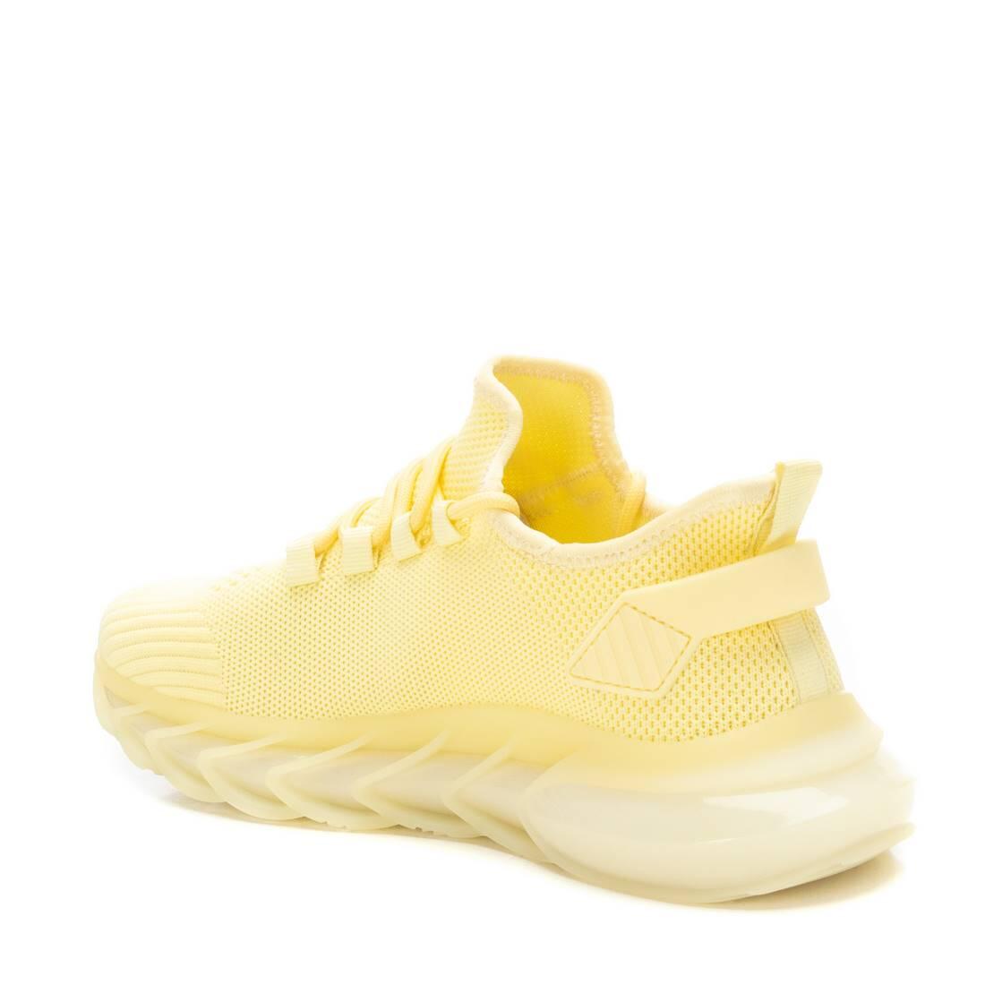 Zapatilla De Mujer Xti 142475 Amarillo 4/6