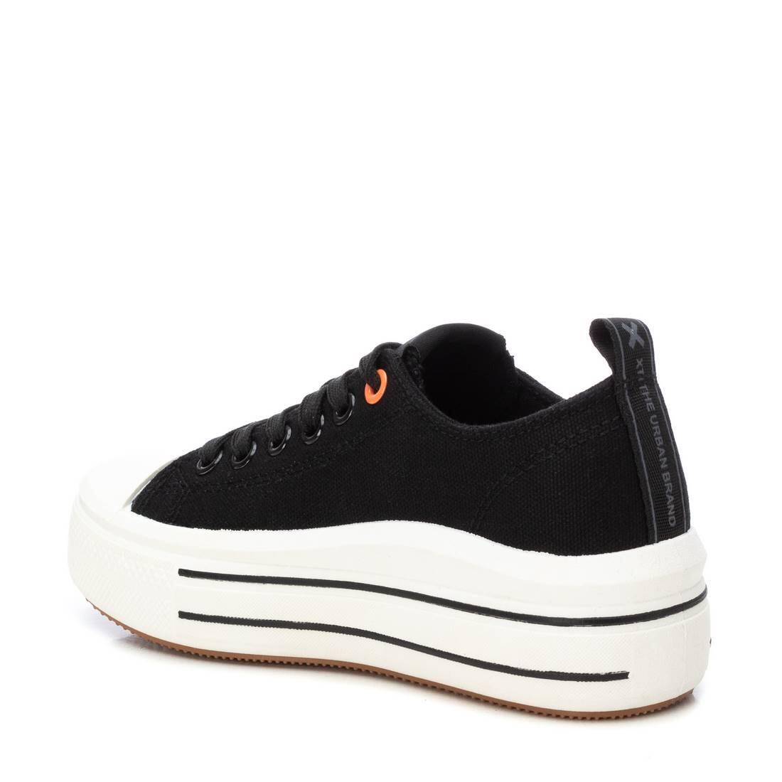 Zapatilla De Niña Xti 150853 Negro 3/5