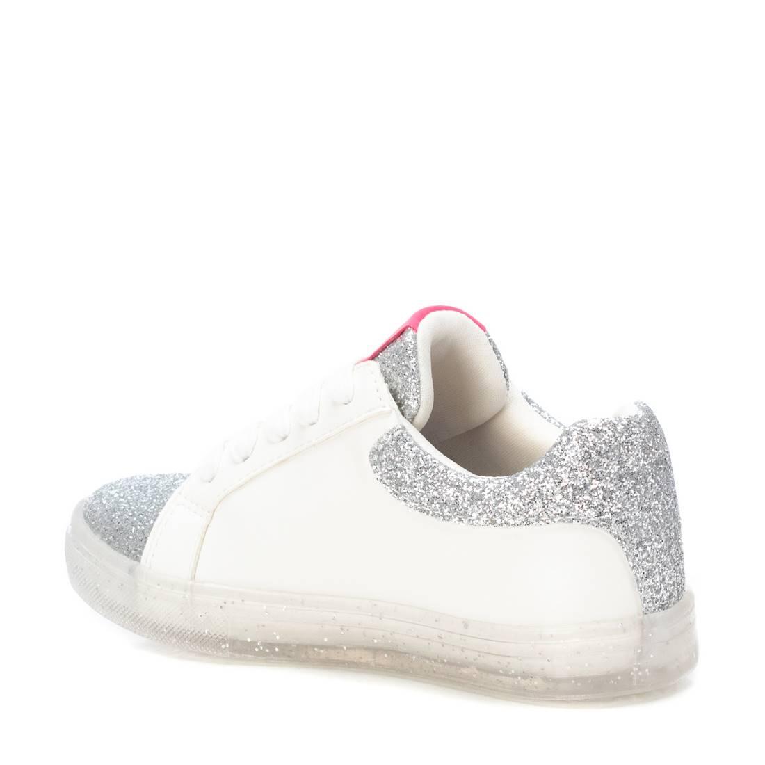 Baskets Xti modèle 150817 pour filles 3/5
