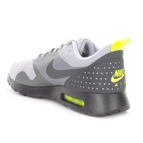 nike tavas neon