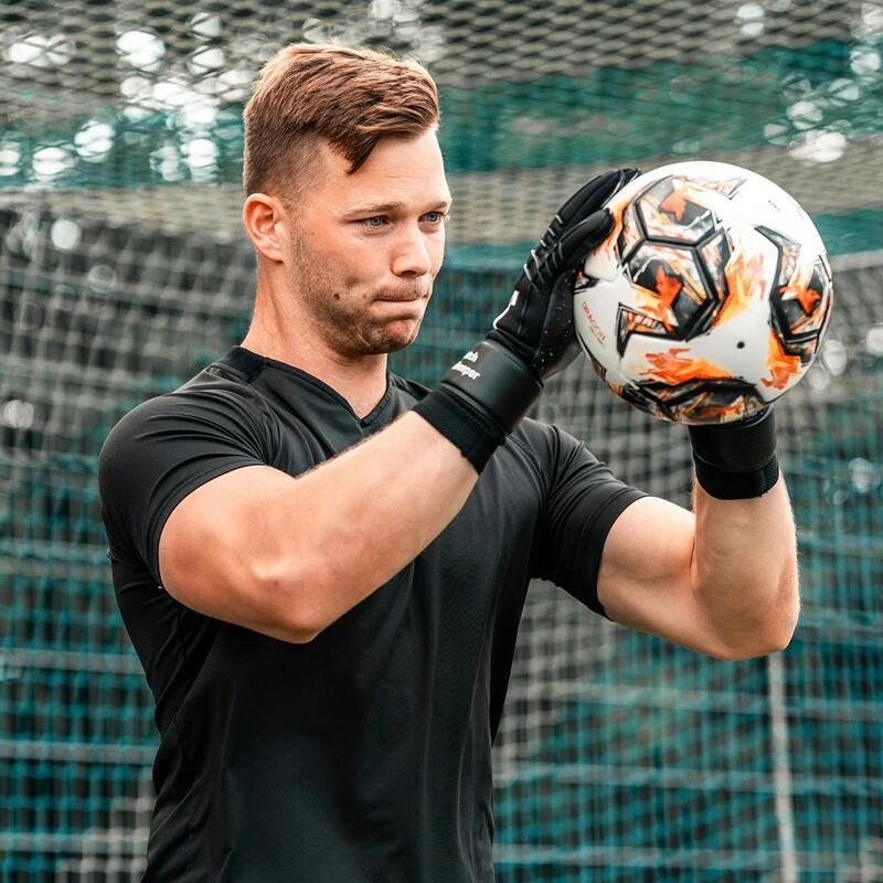 Guanti da Portiere per Adulti Black Beast 3.0 con Protezioni per le Dita