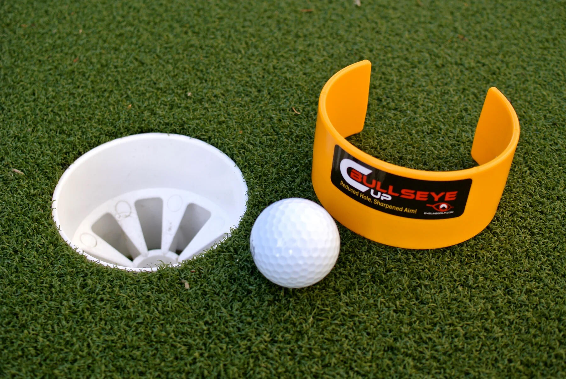 Eyeline Golf Bullseye Cup Training Aid 2/4