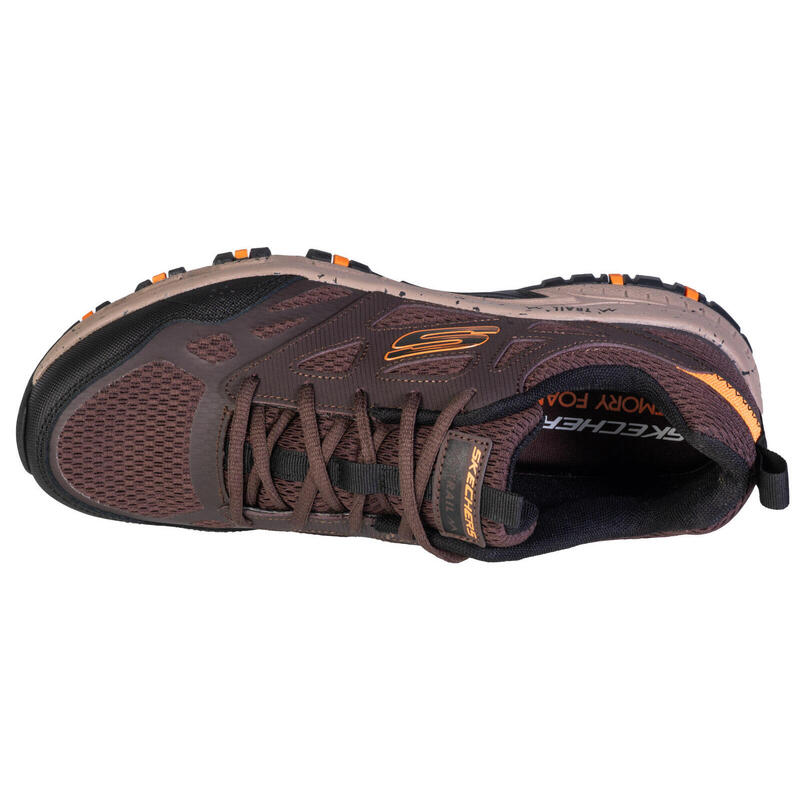 ZAPATILLAS TREKKING SKECHERS HILLCREST. 237265/BRN