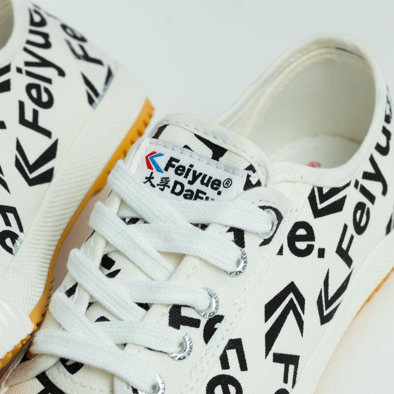 Mosaic White LO Canvas Shoes - White