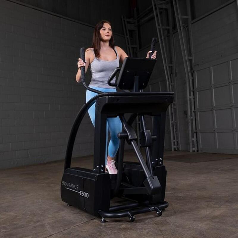 Body-Solid E5000 Elliptical Trainer - Zelfgenererende crosstrainer