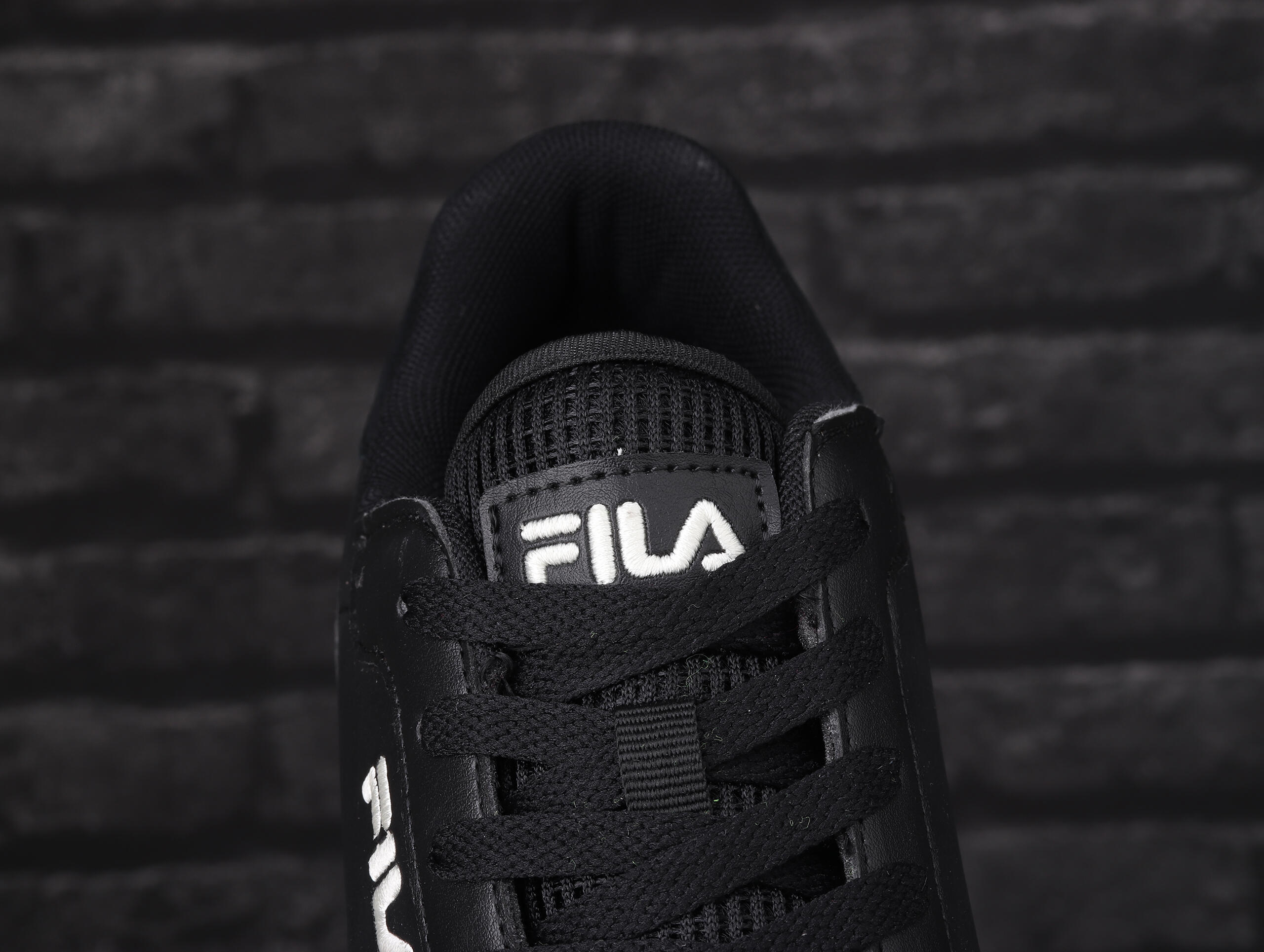 Buty męskie sportowe Fila NETFORCE II X CRT 5/6