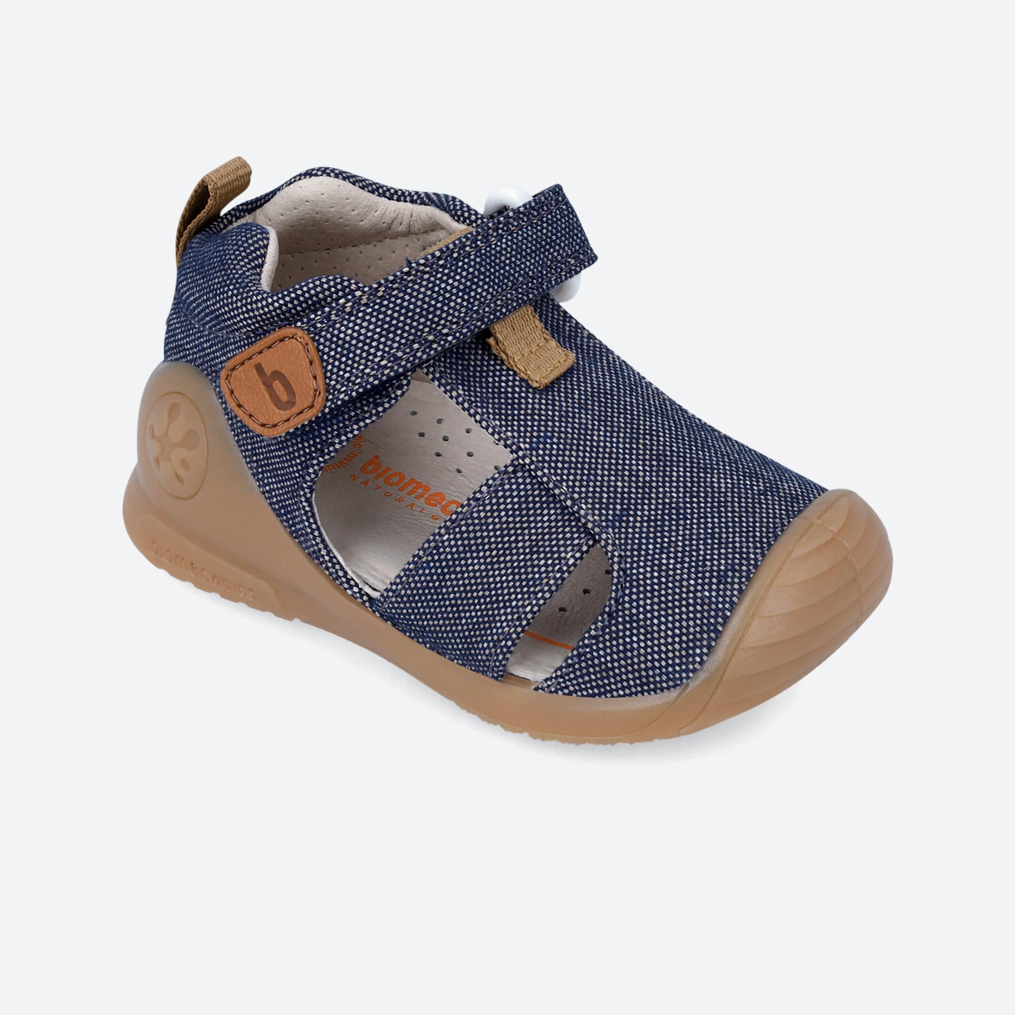Sandálias Fechadas Infantis Biomecanics 242188A Fecho Adesivo Azul 4/6