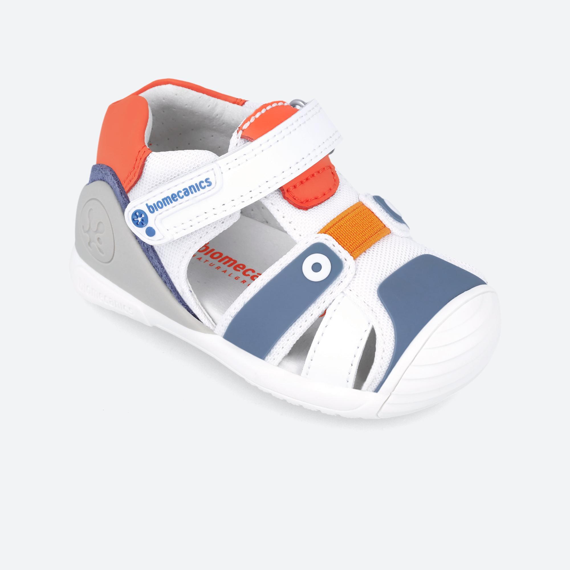 Sandalias Cerradas Niños Biomecanics 242154A Blancas Cierre Adherente 4/5