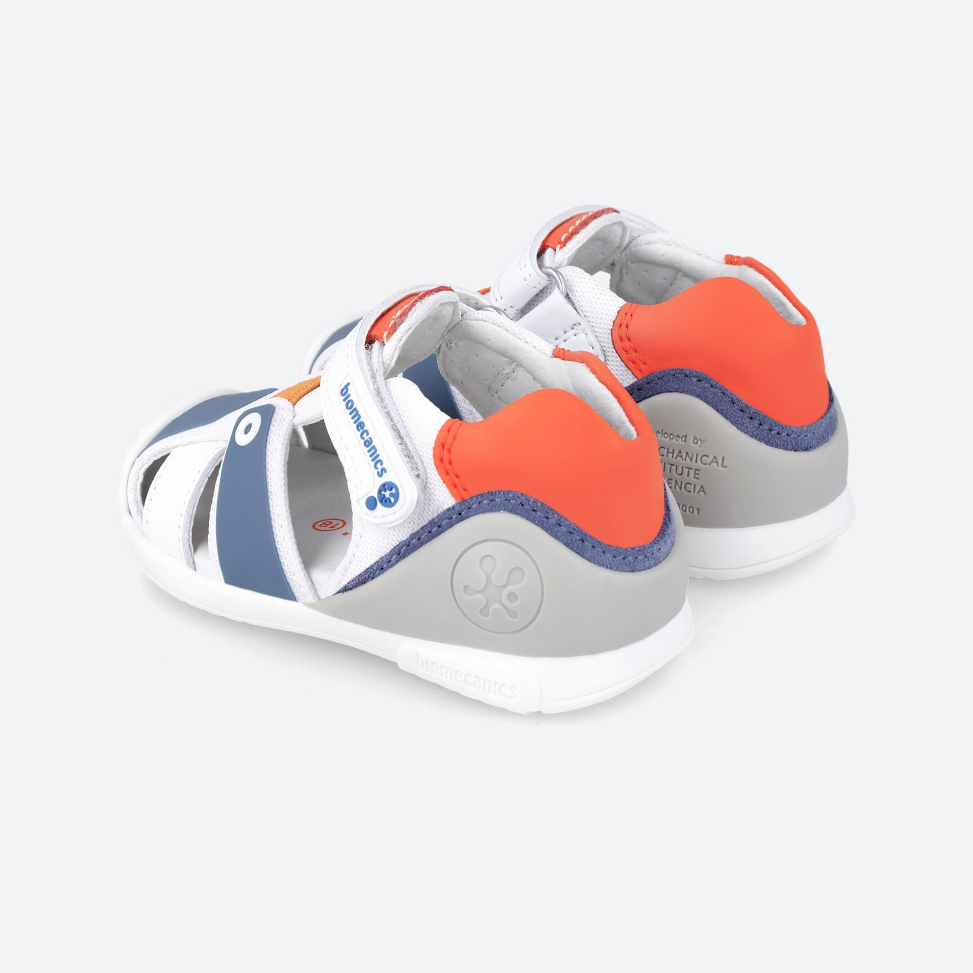 Sandalias Cerradas Niños Biomecanics 242154A Blancas Cierre Adherente 3/5