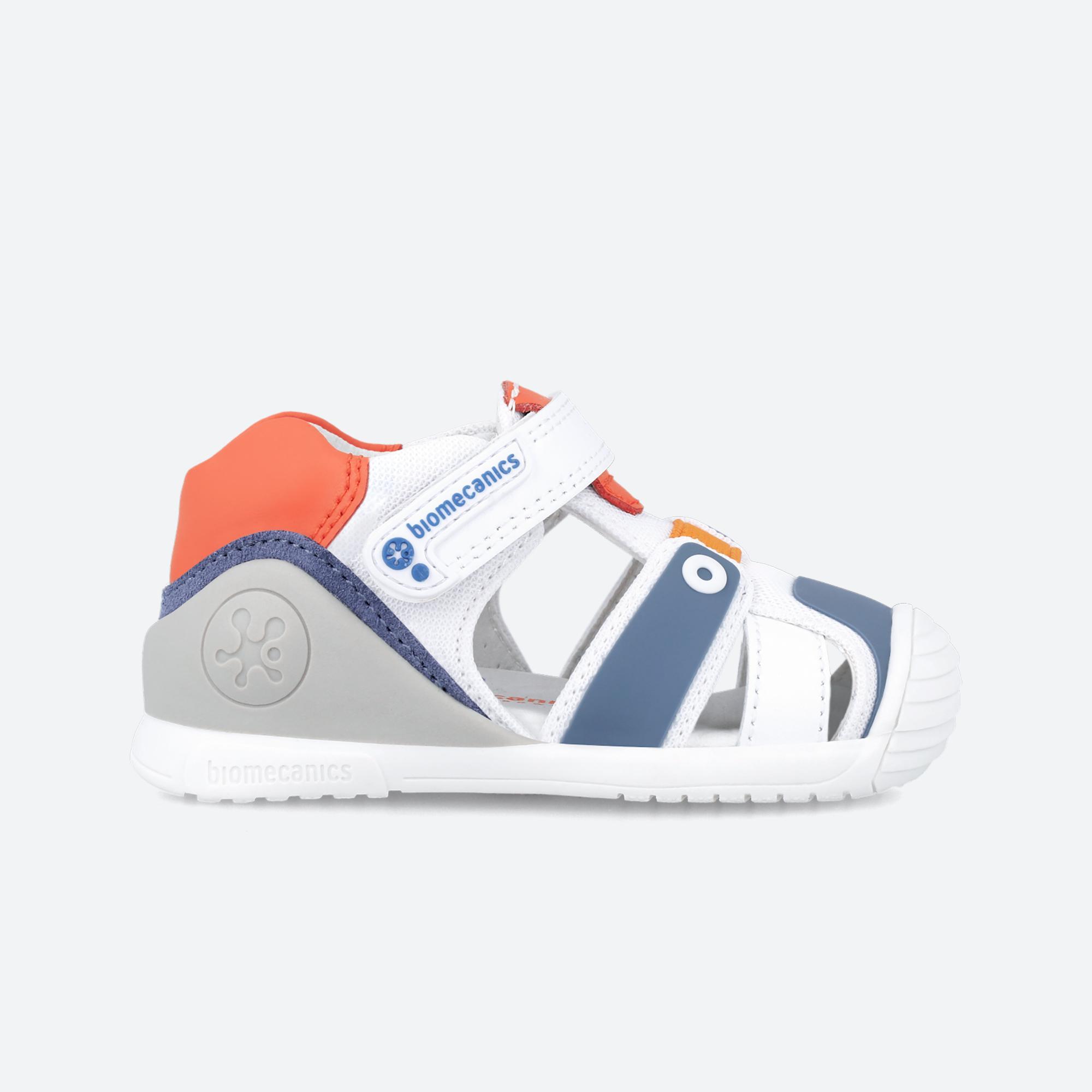 Sandálias fechadas infantis biomecanics 242154a fecho adesivo branco